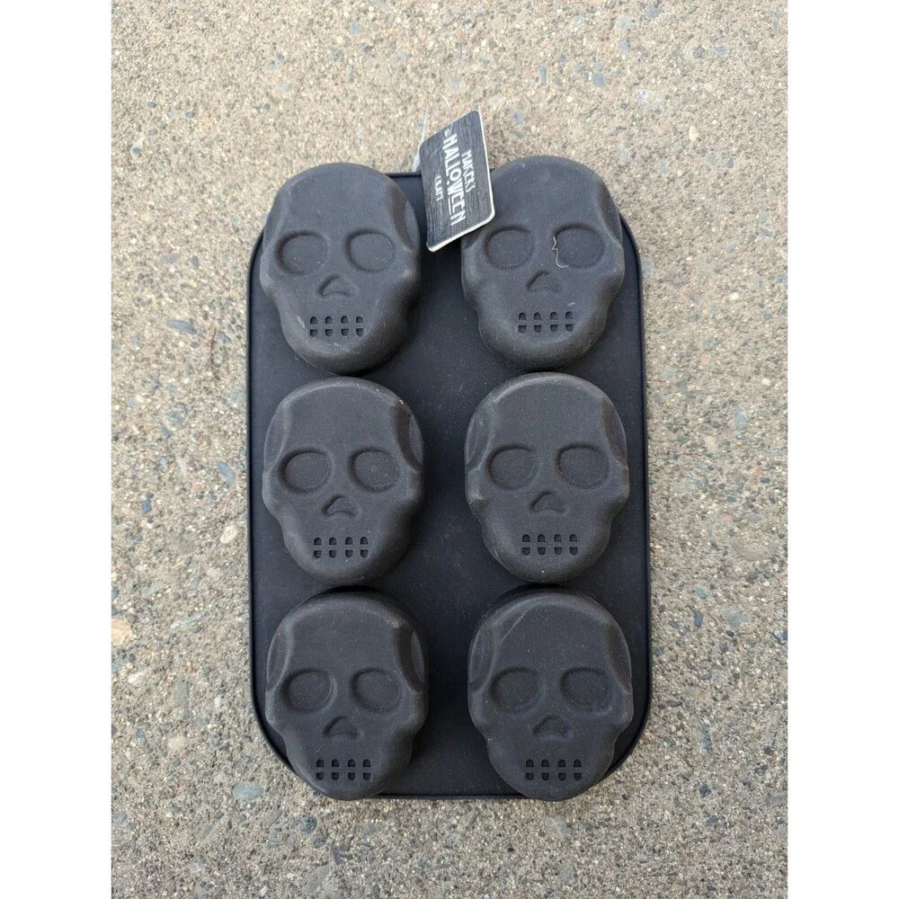Silicon Baking Mold Skulls Halloween Day of the Dead